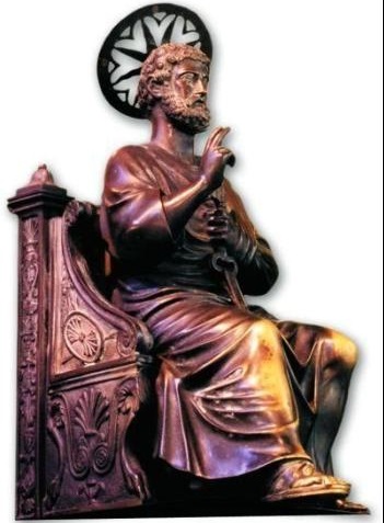 Estatua de San Pedro. Basílica de San Pedro, Vaticano.